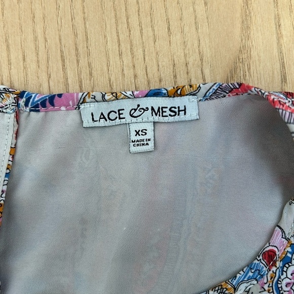 Lace & Mesh 3/4 Sleeve Paisley Print Dress | SIZE XS - Picture 3 of 6